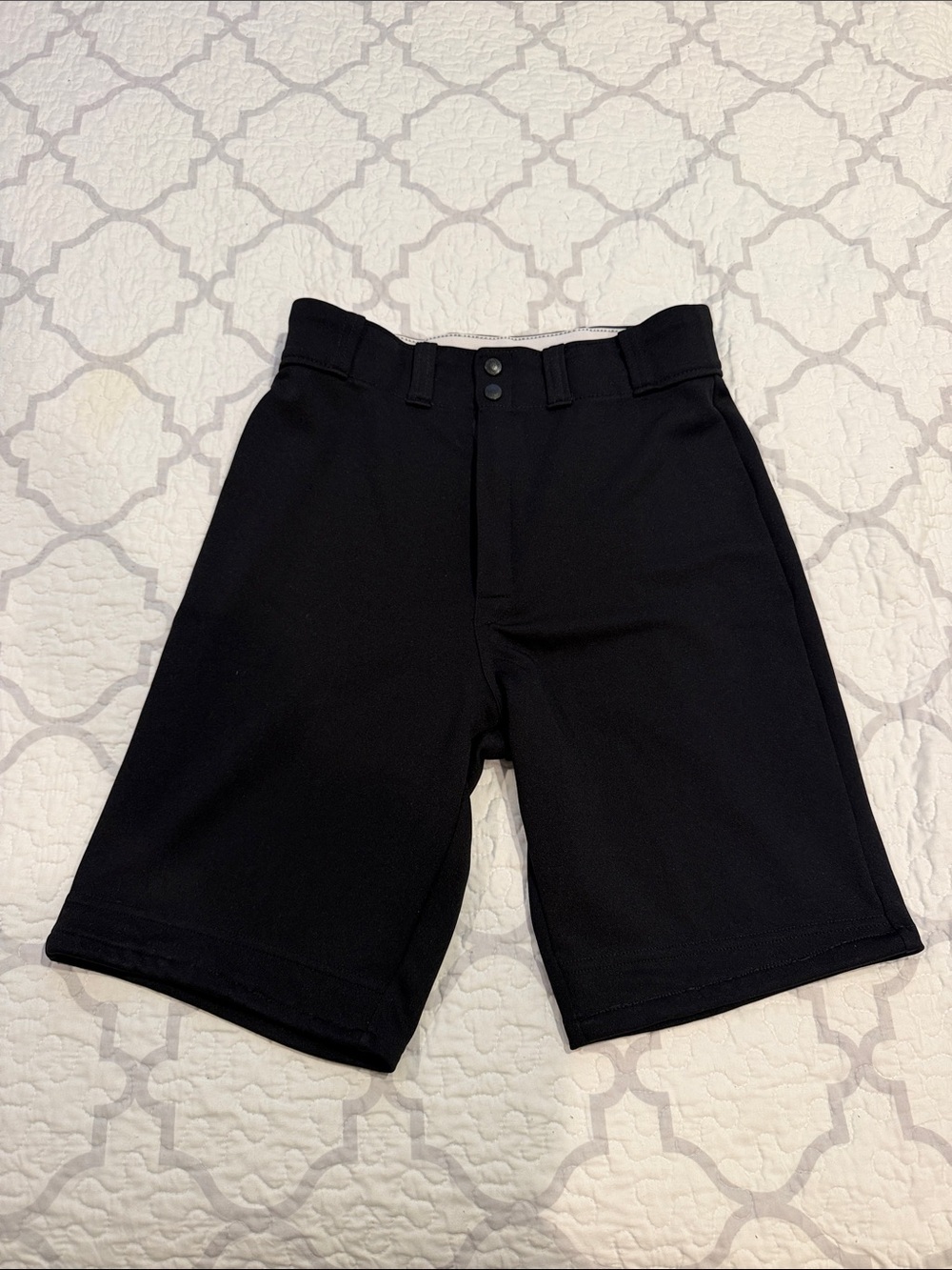 Rawlings Men's Black Flat-Front Athletic Shorts